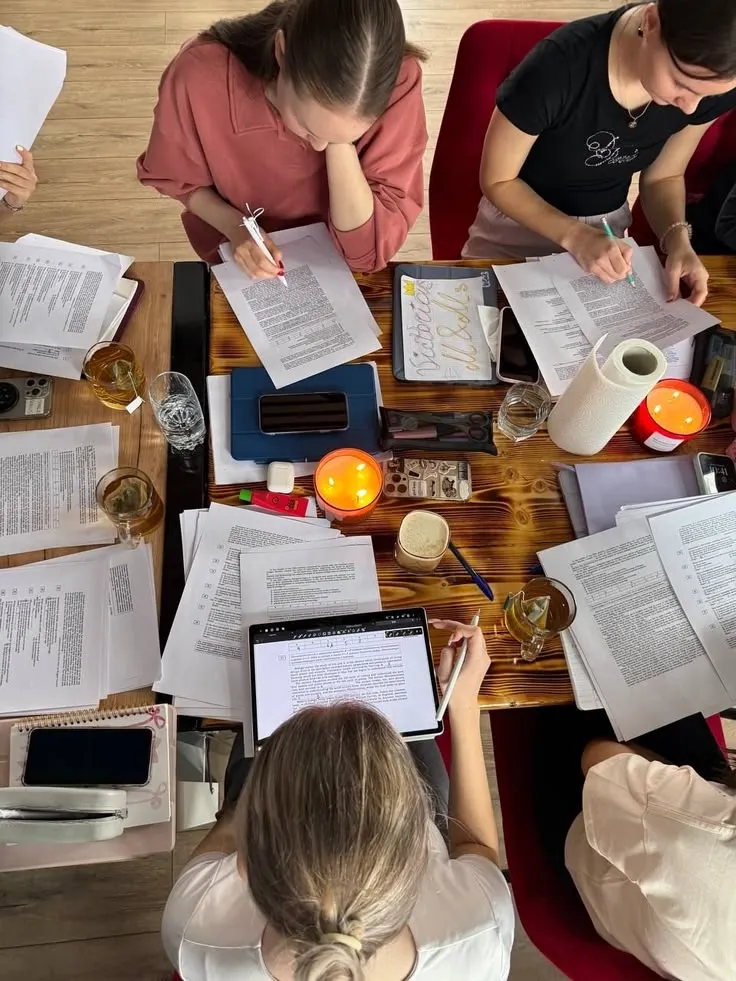 Modular planning grid layout for office events